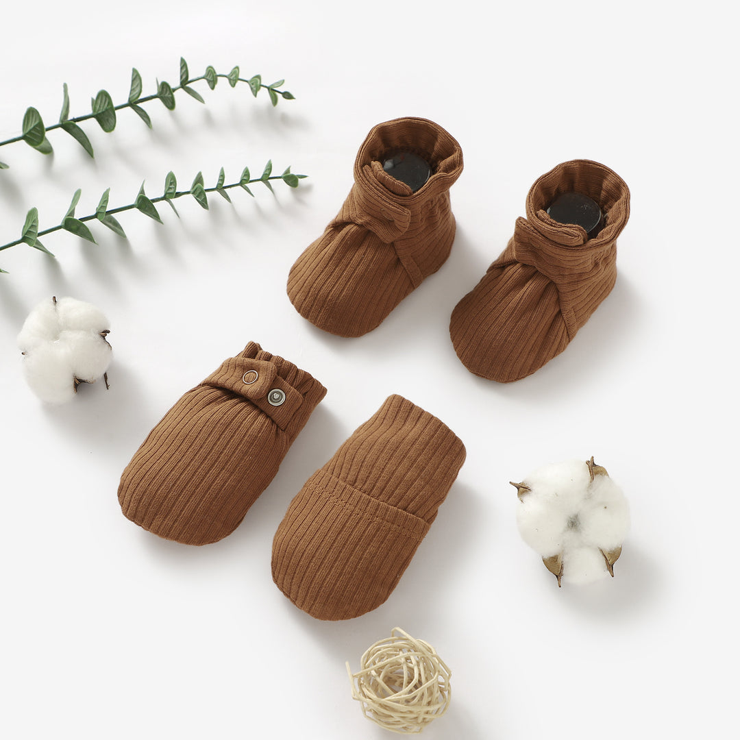 ORGANIC COTTON RIBBED MITTENS &amp; BOOTIES SET0-6 MONTHS 1 PAIR - Tiny Alpaca UK