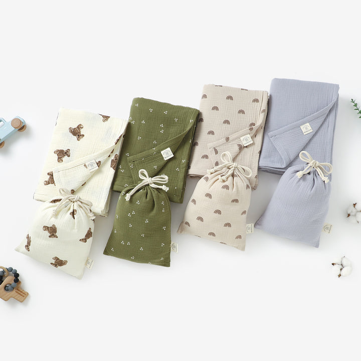 Organic cotton muslin swaddle with bag, 120 × 120 cm
