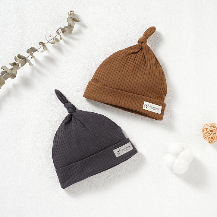 Organic Natural Cotton Ribbed Baby Hats Set of 2 (0-6 Months) (Clay and Charcoal) - Tiny Alpaca UK