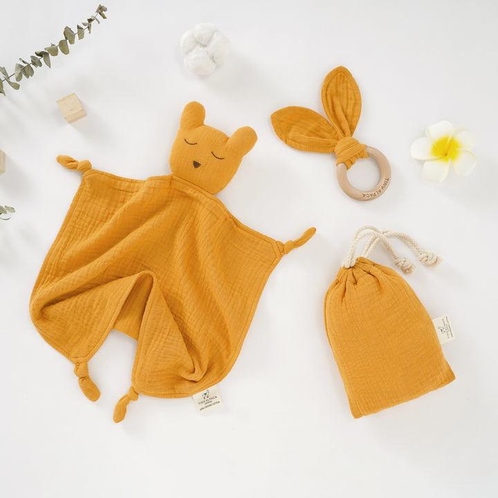 Sleeping Bear Organic Cotton Security Blanket With Teether - Tiny Alpaca UK