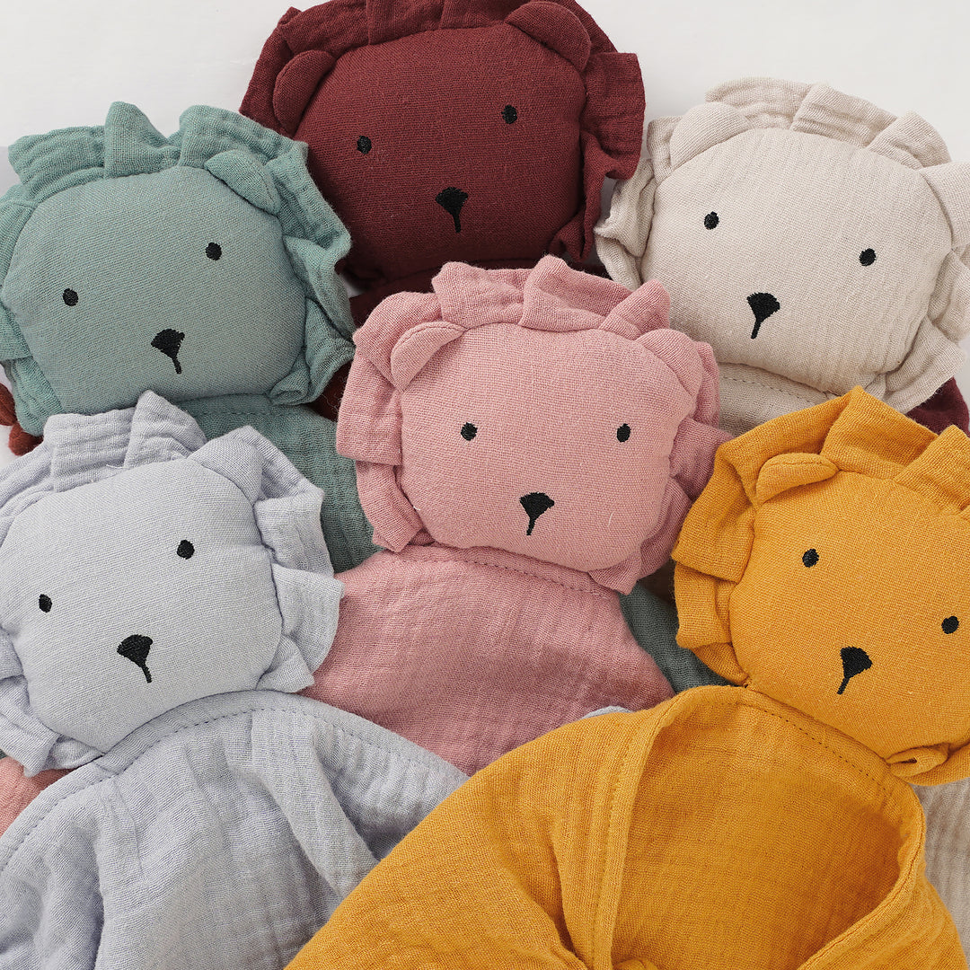 Organic Cotton Lion Security Blanket With Teether - Tiny Alpaca UK