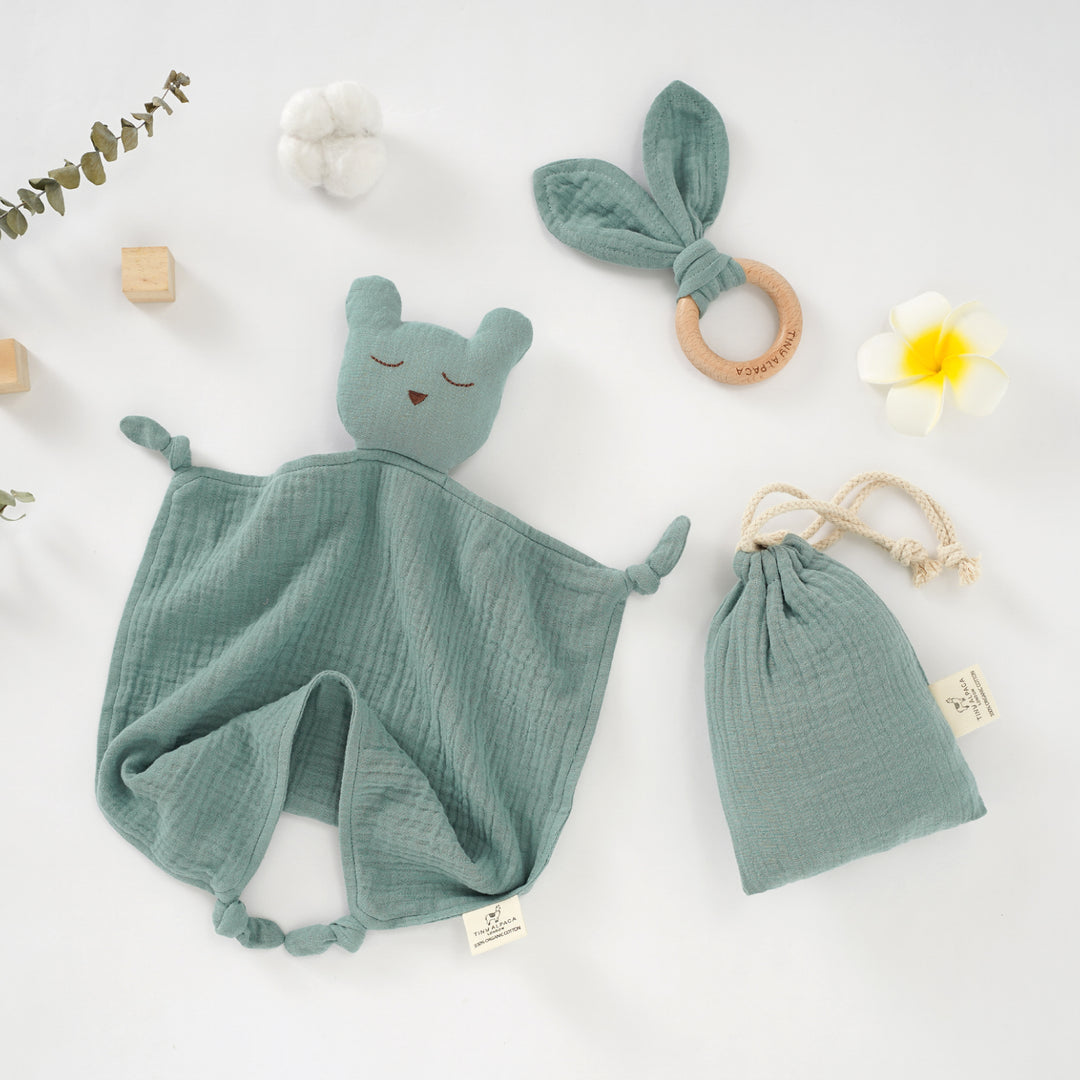 Sleeping Bear Organic Cotton Security Blanket With Teether - Tiny Alpaca UK