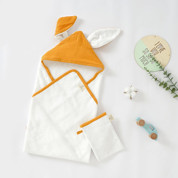 Tiny Alpaca | Organic Cotton Baby Towel With Matching Mittens | 75x75 cm - Tiny Alpaca UK