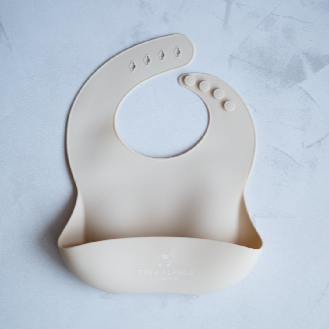 Tiny Alpaca | Silicone Baby Bib with Collecting Tray - Tiny Alpaca UK