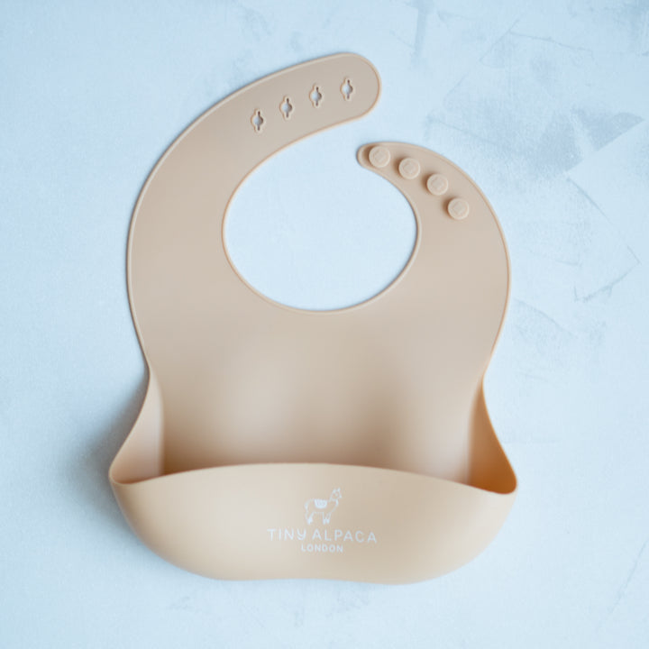 Tiny Alpaca | Silicone Baby Bib with Collecting Tray - Tiny Alpaca UK